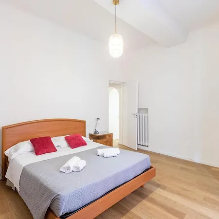 דירה By Short Holidays 1 *