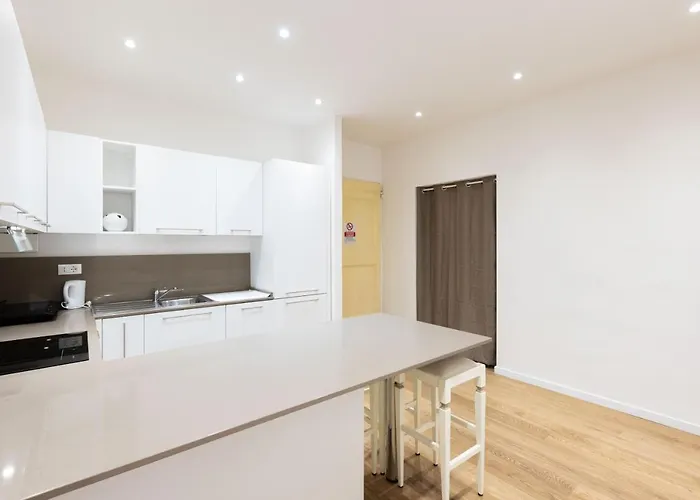 By Short Holidays 1 Apartment *